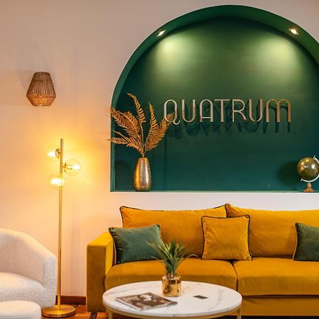 נאפולי Quatrum Apartment מראה חיצוני תמונה